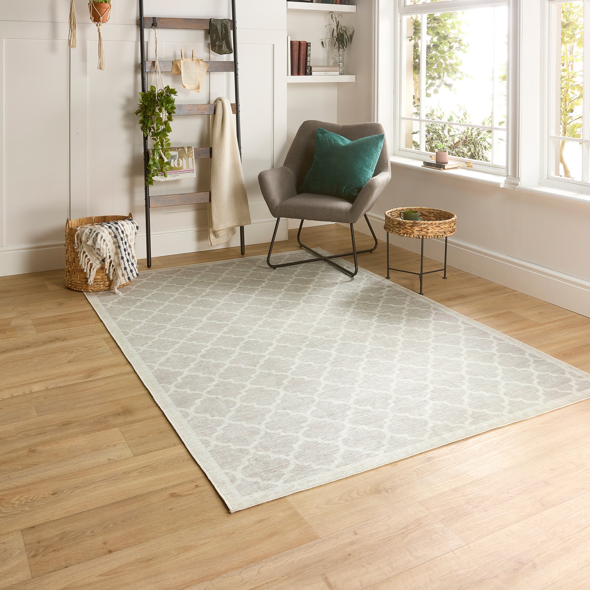 Origins Washable Chateau Trellis Rug In Neutral